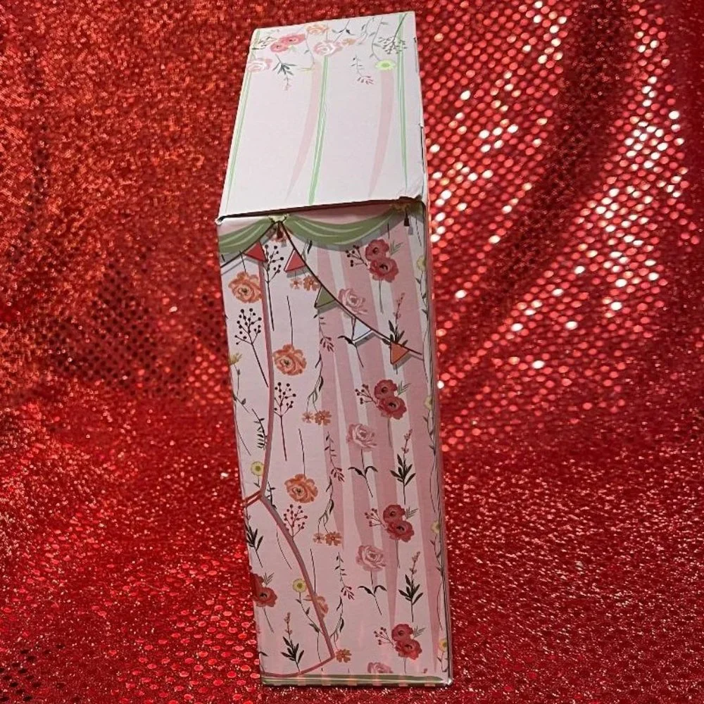 LIMITED EDITION ROSE POPPY & VANILLA LUXURY BODY RETREAT SET BY BAYLIS & HARDING